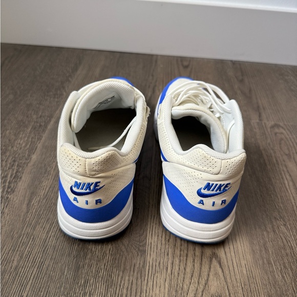 Nike Women's Cream and Blue Sneakers - Picture 3 of 5